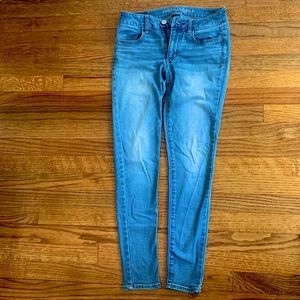 American Eagle Super Stretch Jegging